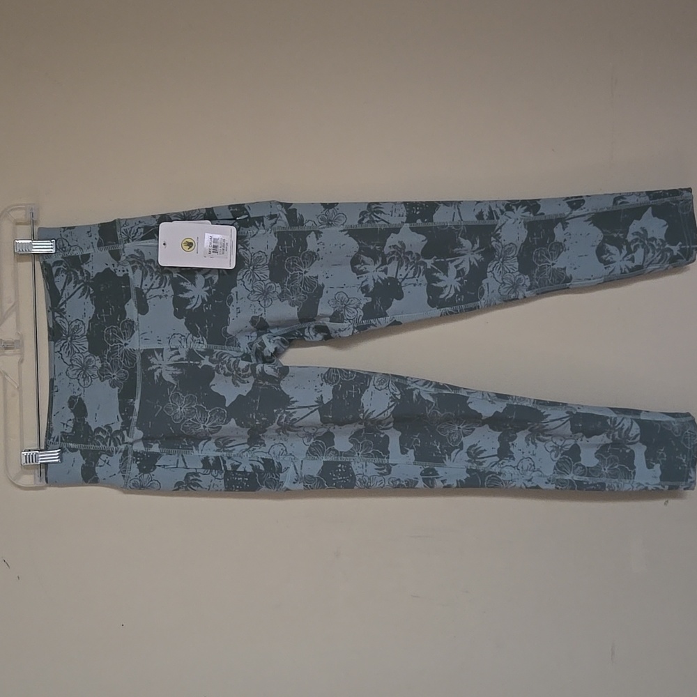 Body Glove Palm Camo Green Leggings